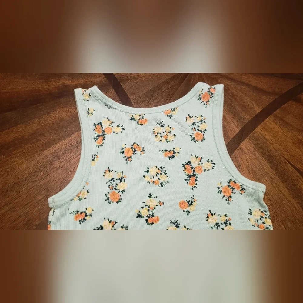 Floral and Pineapple Kids Tank Tops Cherokee And Falls Creek Size 10/12